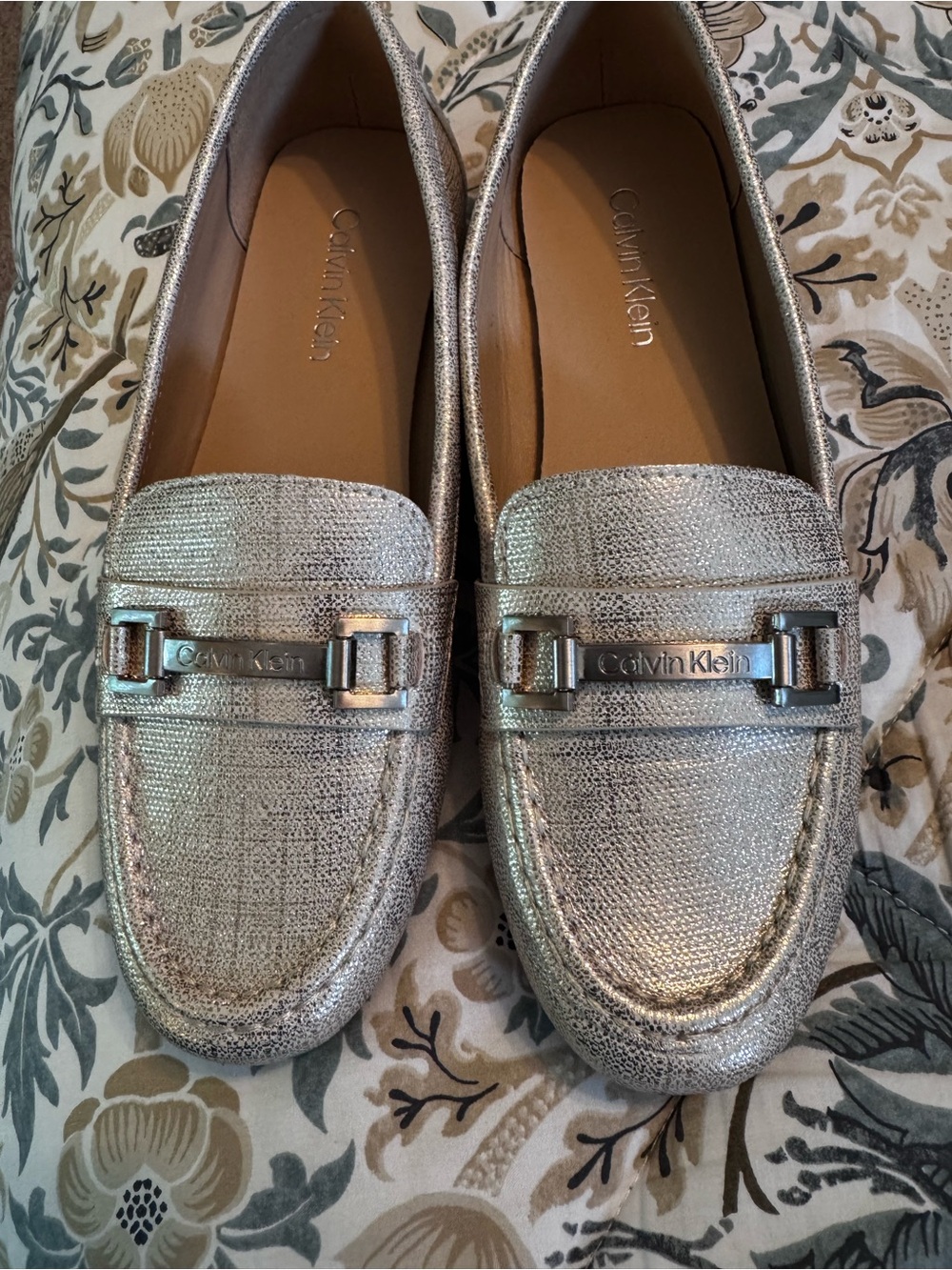 Calvin Klein Women's Gold Metallic Loafers Size 7